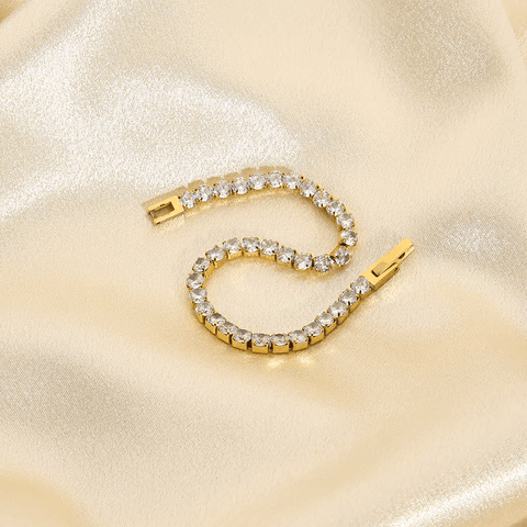 A delicate piece that tells a story,Zircon Bracelet