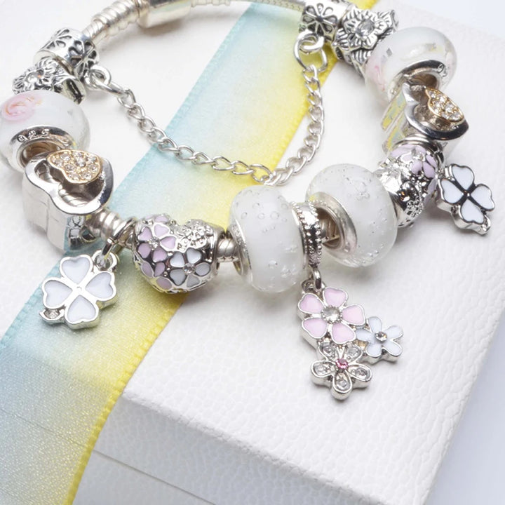 Beautiful White Heart Crystal Flower Charm Bracelets for Women Fashion Jewelry